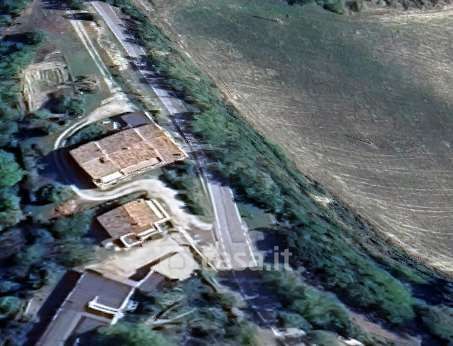 Terreno agricolo in commerciale in Via Girfalco