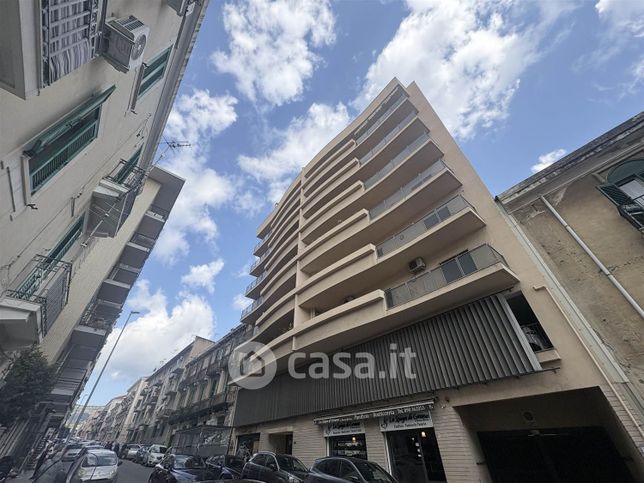 Appartamento in residenziale in Via Alessandro Manzoni 4