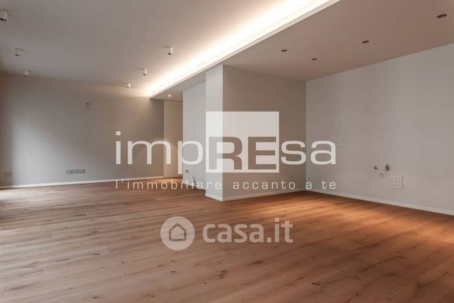 Appartamento in residenziale in Via Collalto