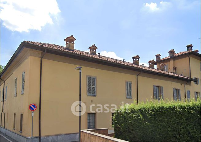 Appartamento in residenziale in Via Silvio Pellico 11