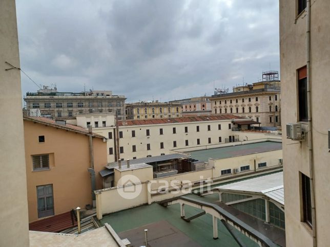 Ufficio in commerciale in Via Barberini 86