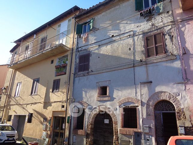 Appartamento in residenziale in Via Cesare Battisti 39