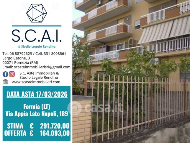 Appartamento in residenziale in Via Appia Lato Napoli 189