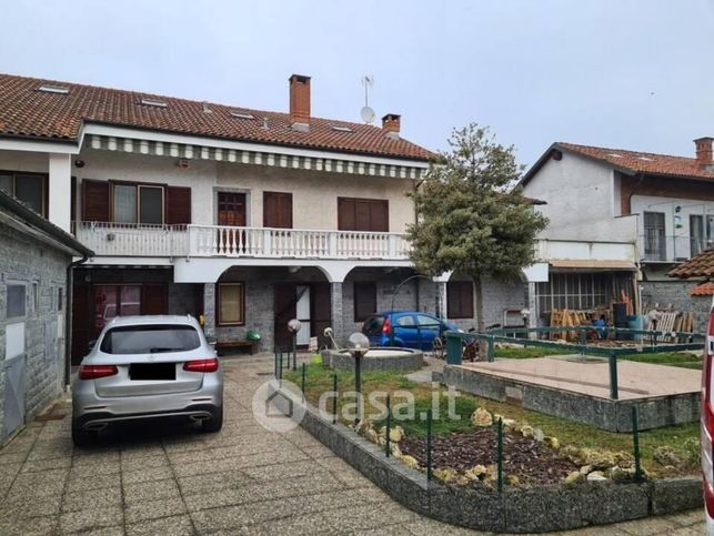 Casa indipendente in residenziale in Frazione Tetti Peretti 41