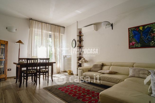 Appartamento in residenziale in Viale Colombo