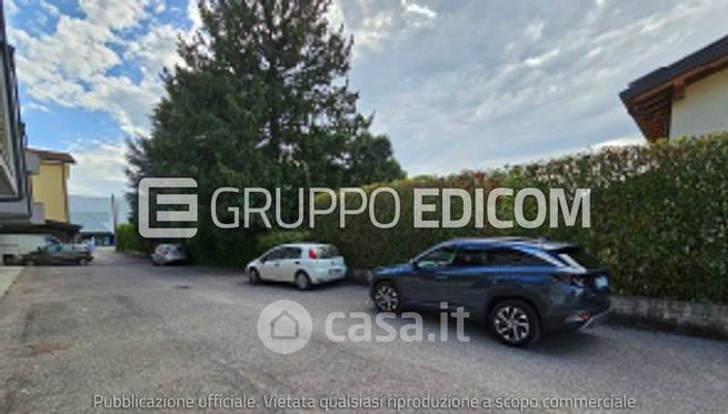 Box/posto auto in residenziale in Via Monfalcone