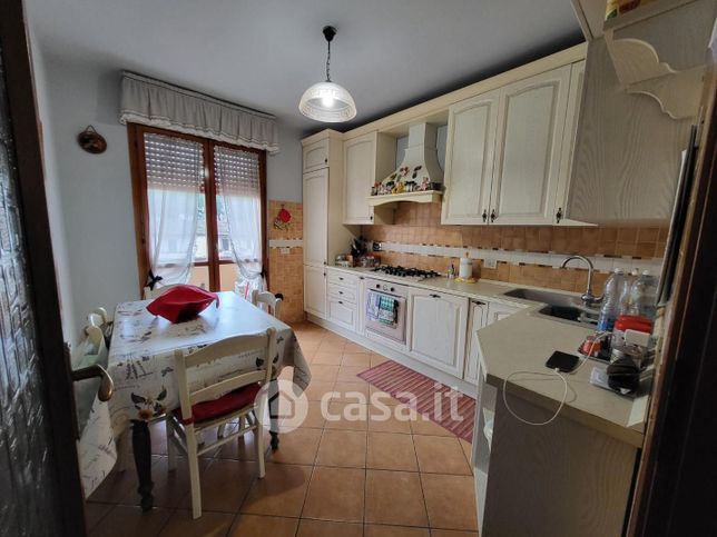 Appartamento in residenziale in Via Genova 17