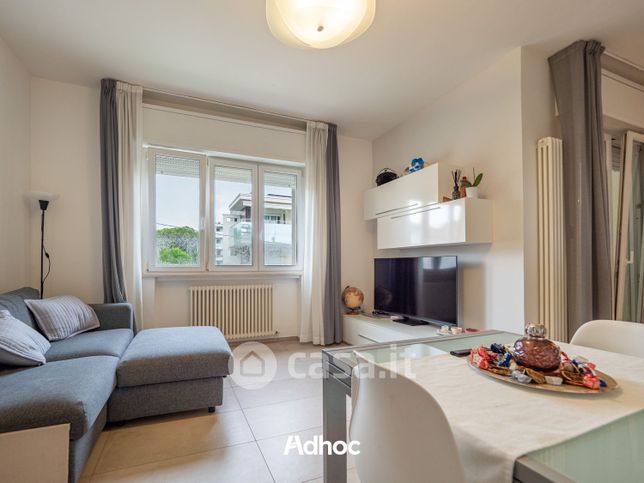 Appartamento in residenziale in Via Umbria 8