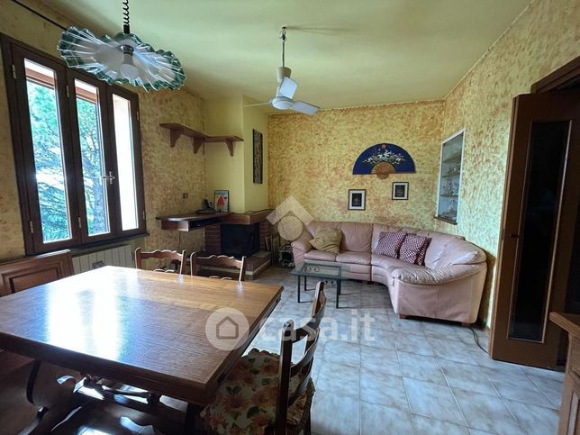 Appartamento in residenziale in Via Santa Lucia 115