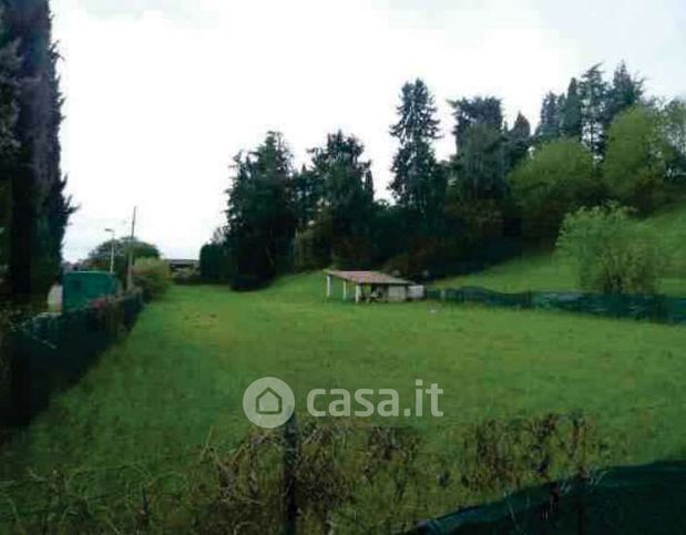 Terreno agricolo in commerciale in Via S. Chiara