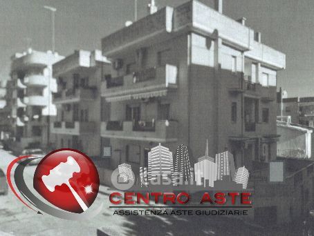 Box/posto auto in residenziale in Via Giacomo Donizetti