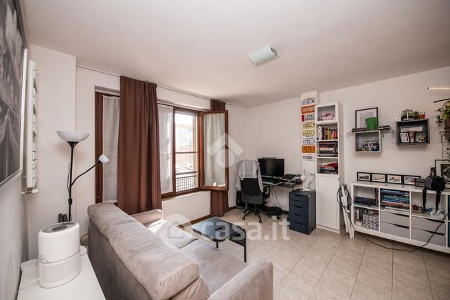 Appartamento in residenziale in Via Rogoredo 21