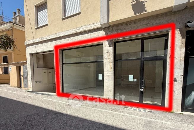 Ufficio in commerciale in Piazzale Giacomo Matteotti 34