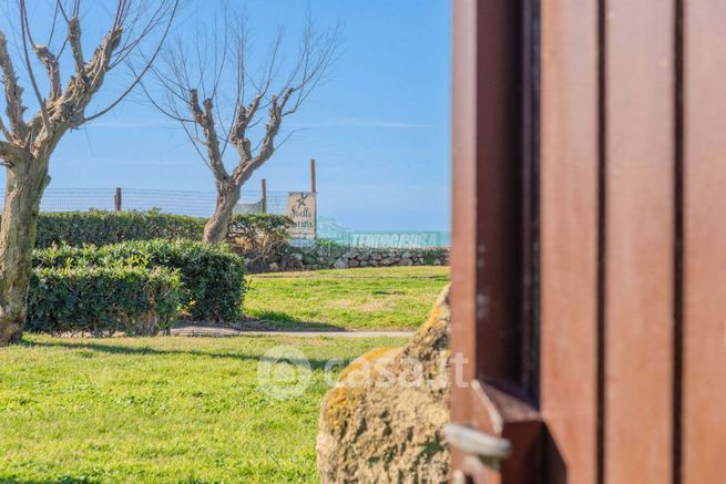 Villetta a schiera in residenziale in Via Venere 23
