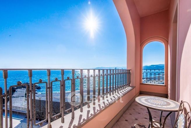 Villa in residenziale in Corso Vittorio Poggi