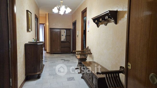 Appartamento in residenziale in Via Vestricio Spurinna 105