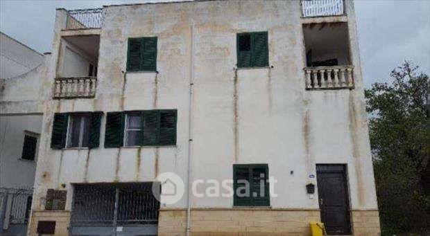 Casa indipendente in residenziale in Via Giuseppe Verdi 86