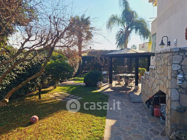 Appartamento in residenziale in Via Staffetta