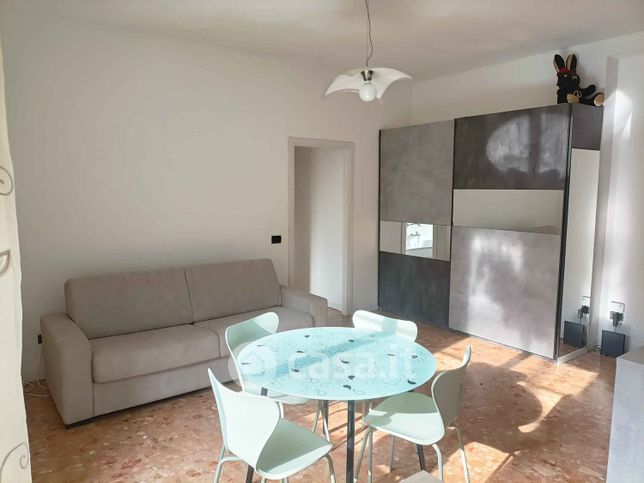 Appartamento in residenziale in Via Fratelli Rosselli 12