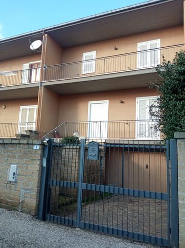 Villetta a schiera in residenziale in Via Pietro Nenni 1