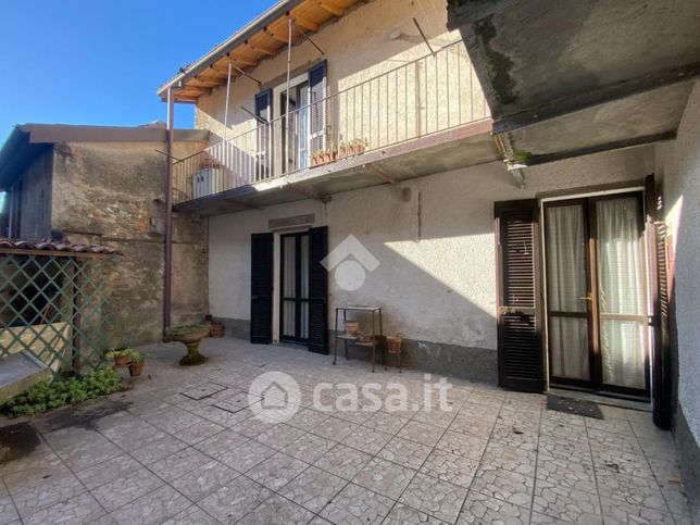 Casa bi/trifamiliare in residenziale in Via San Gerolamo 89