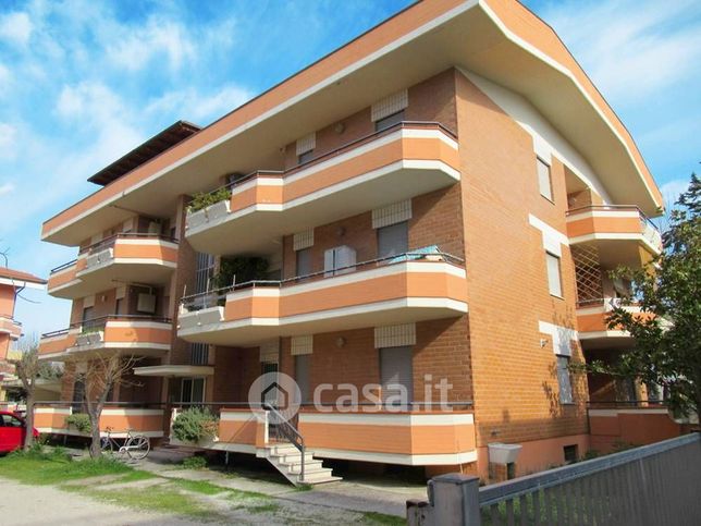 Appartamento in residenziale in Via Emilia