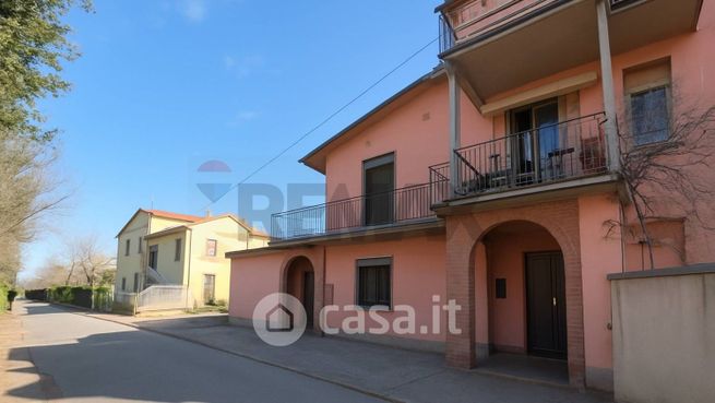 Casa bi/trifamiliare in residenziale in Via delle Colmate 38