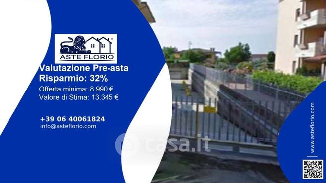 Box/posto auto in residenziale in Via Bravi 29 /B