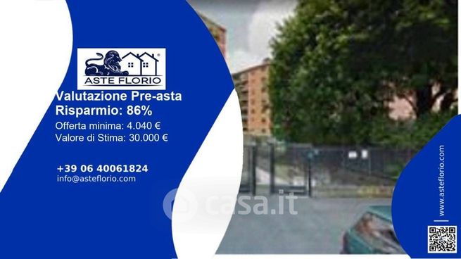 Box/posto auto in residenziale in Via Sandro Botticelli