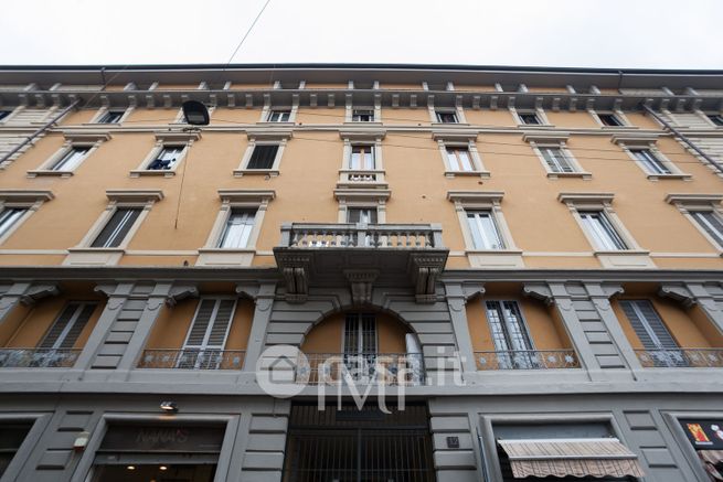 Appartamento in residenziale in Via Tortona 12