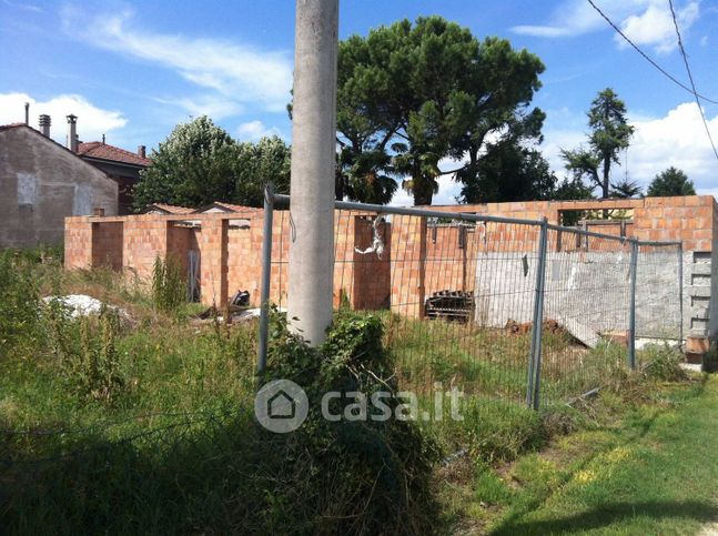 Terreno agricolo in commerciale in Via Ragone