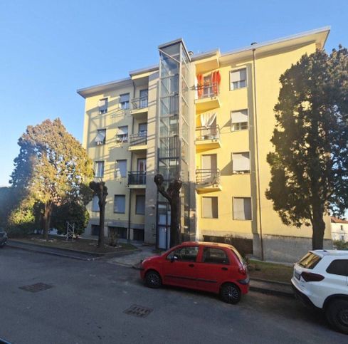 Appartamento in residenziale in Via Giovanni Verga 2