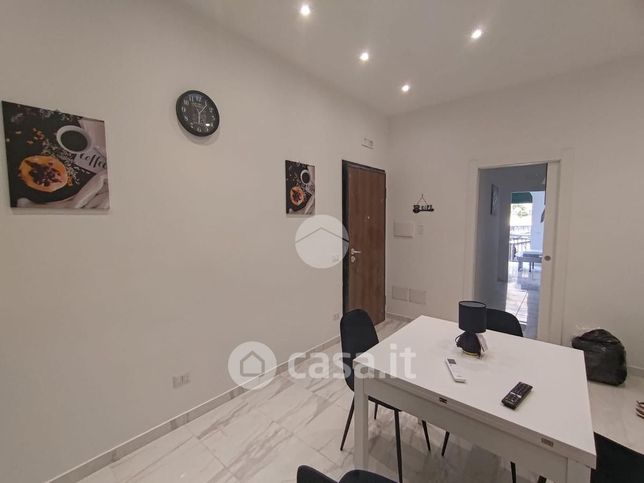 Appartamento in residenziale in Piazza Larga Al Mercato 4