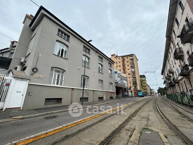 Garage/posto auto in residenziale in Via Giovanni Pezzotti 2