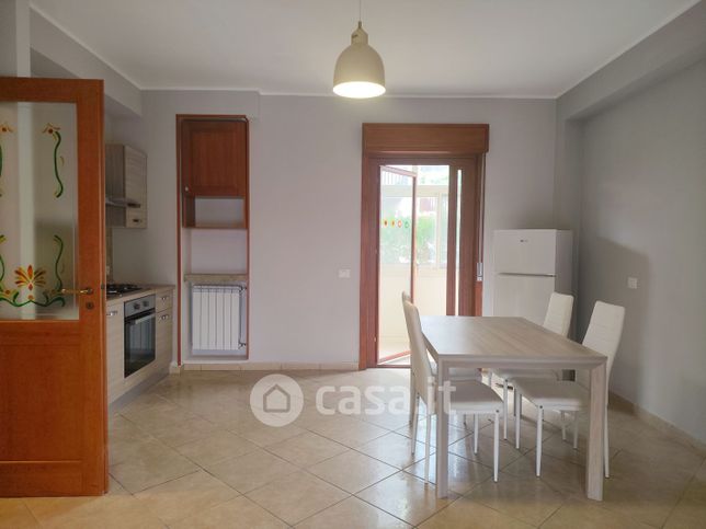 Appartamento in residenziale in Via Litteri