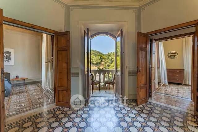 Villa in residenziale in 