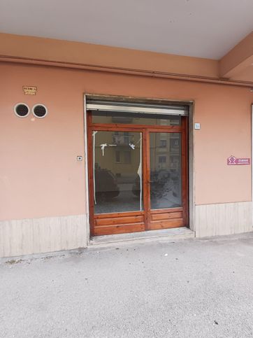 Ufficio in commerciale in Via Roma 52