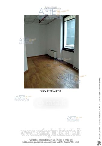 Ufficio in commerciale in Via Peschiera 20