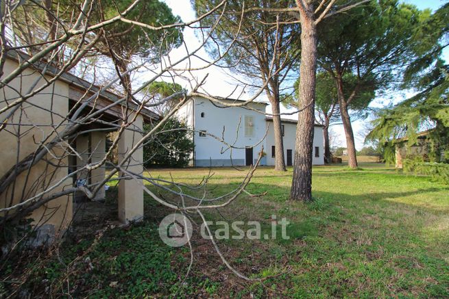 Villa in residenziale in Via Strocca di San Biagio 53