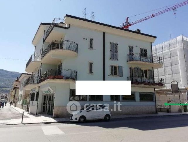 Appartamento in residenziale in Viale Marcello Federici 85