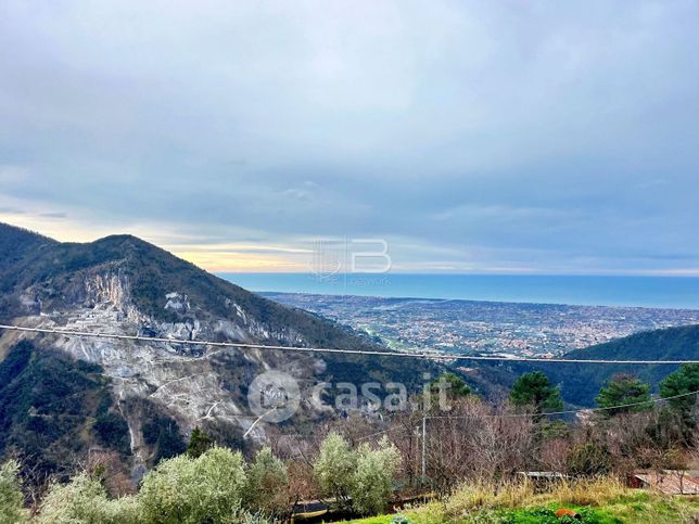 Appartamento in residenziale in Via Pianaccio