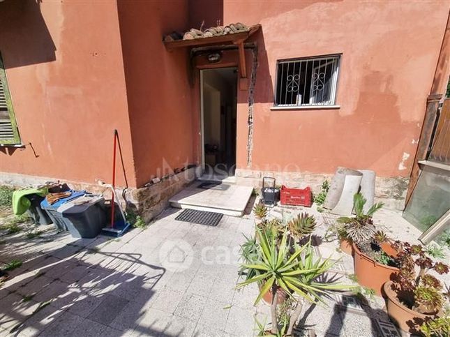 Rustico/casale in residenziale in Via Giovanni Mazzucconi