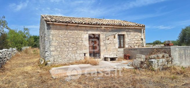 Casa indipendente in residenziale in Contrada Bussello