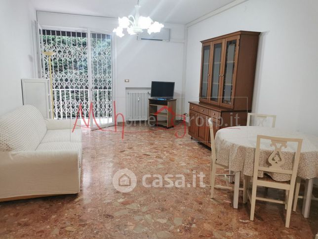 Appartamento in residenziale in Via Antonio Vallisnieri