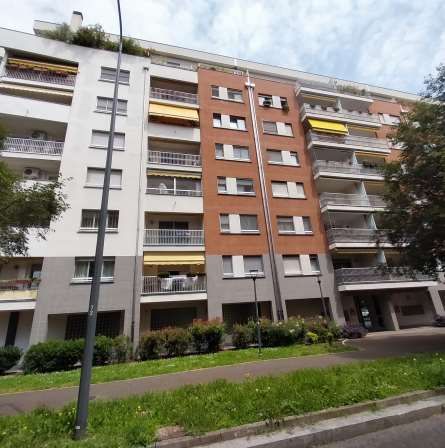 Appartamento in residenziale in Via Carlo Perini 21