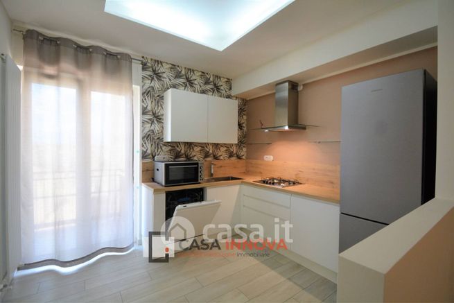 Appartamento in residenziale in Via Lucana 259