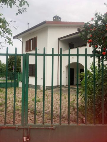 Appartamento in residenziale in Via per Melegnano 27