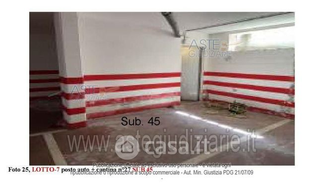 Garage/posto auto in residenziale in 