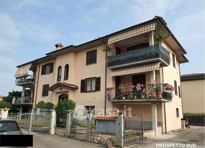 Appartamento in residenziale in Via Chiapponi Rocco 15