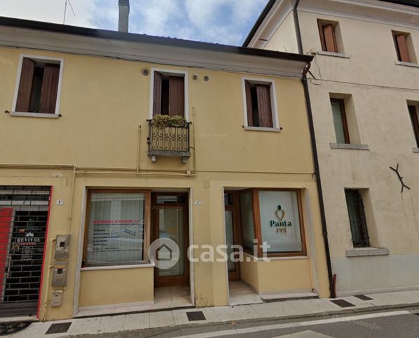 Ufficio in commerciale in Via Daniele Manin 8 /A